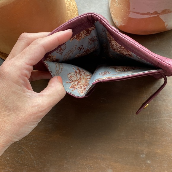 HOBO Oxblood Leather Wristlet Wallet Clutch Organizer Card Case - Picture 3 of 9